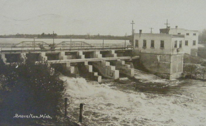 Beaverton - Old Post Card Photo (newer photo)
